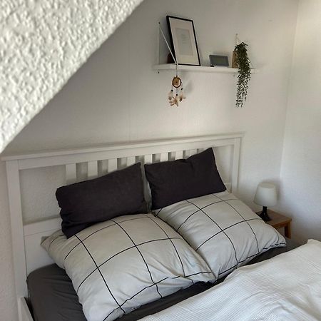 Gemuetliches Privates Apartment Oberhausen  Exterior foto